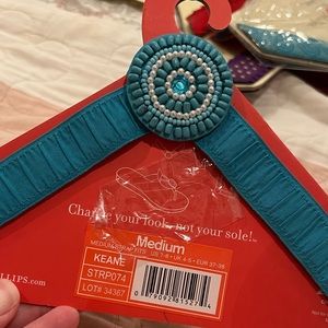 Lindsay Phillips Switch Flops Size M. Turquoise and pearls